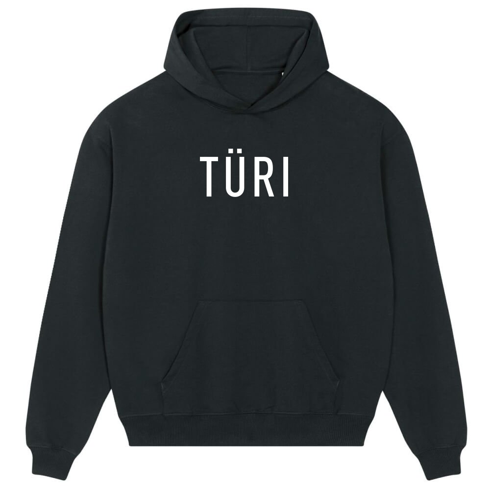 Kapuutsiga pusa Türi